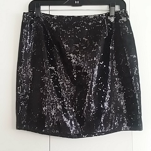 Michael Kors Black & Silver Sequined Miniskirt NWT - Picture 2 of 16